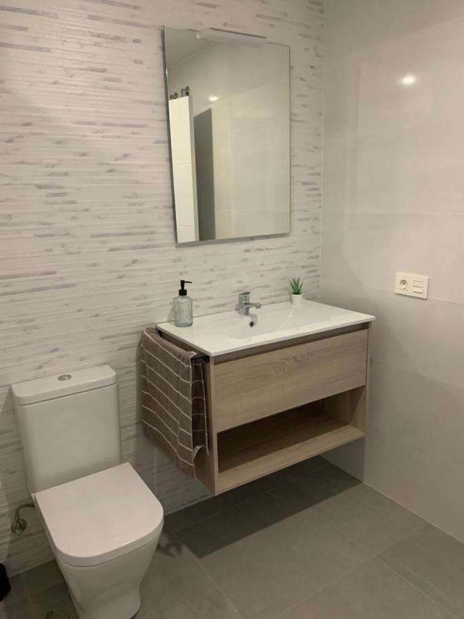 Apartamento Encanto II โกนิล เด ลาฟรอนเตรา ภายนอก รูปภาพ